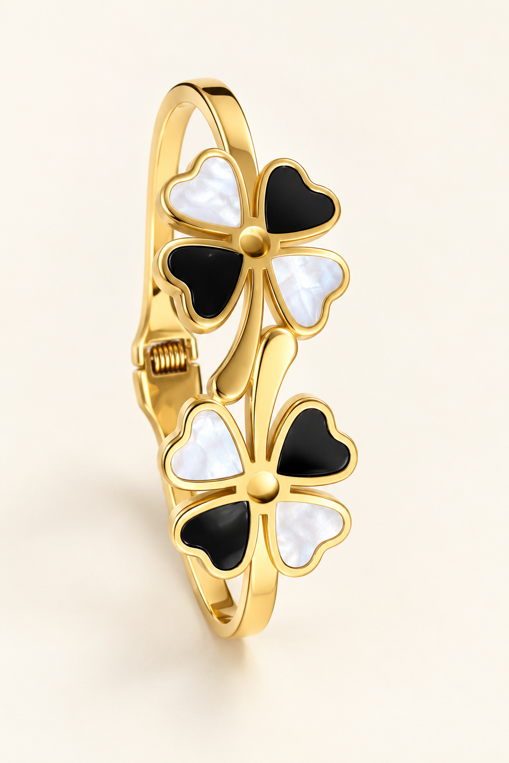 Black & White Clover Bracelet